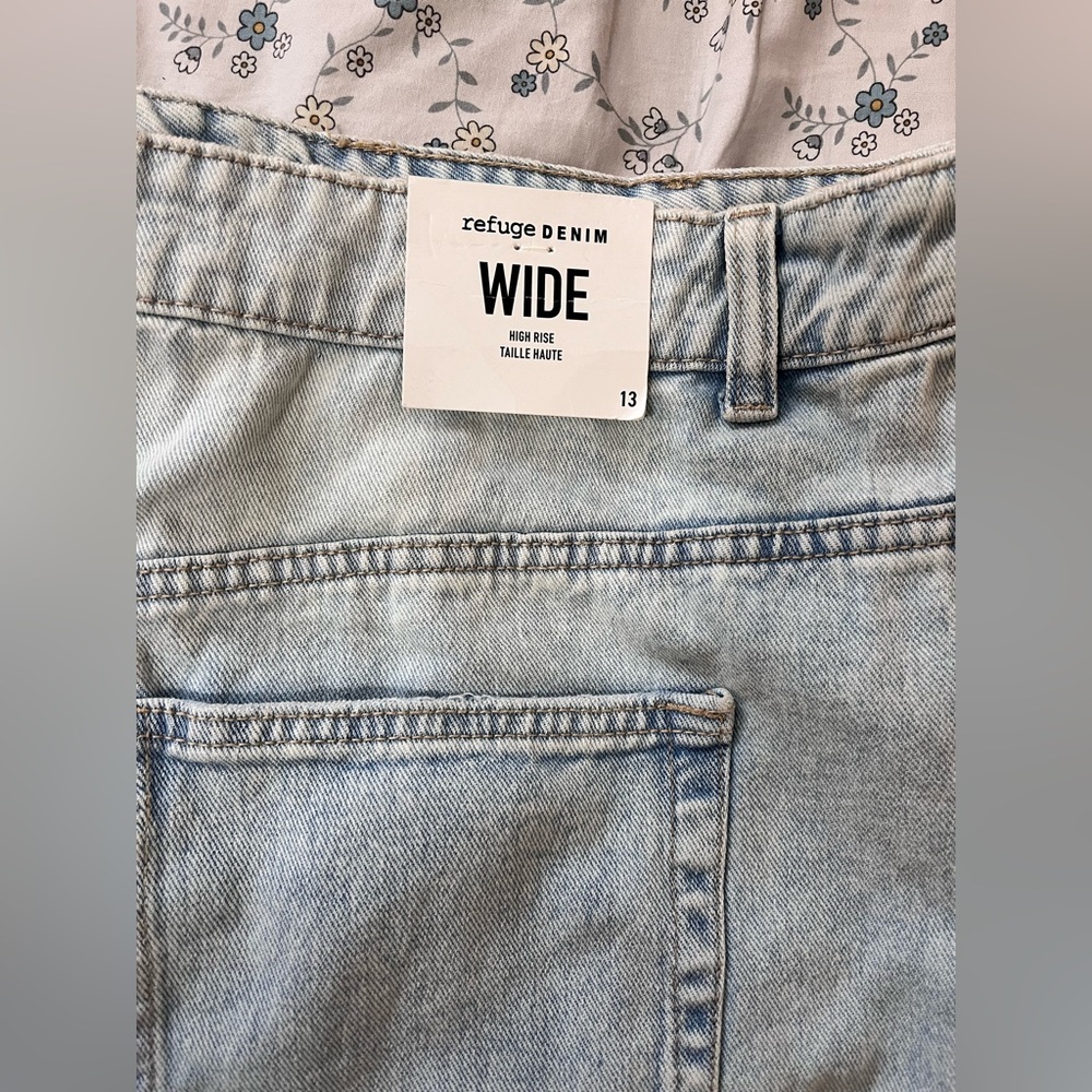 Refuge Denim Boyfriend Jeans size 13 - Waist 34-36